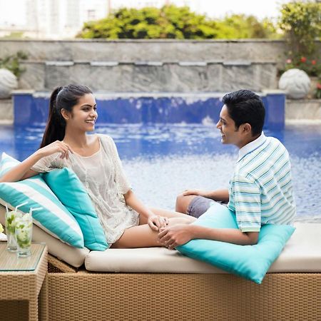 Courtyard By Marriott Bengaluru Outer Ring Road Hotel Buitenkant foto